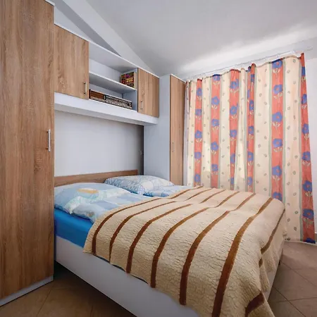 Holiday home 2 Bedroom Gorgeous In Sv,lovrec *