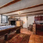 2 Bedroom Cozy In Svlovrec 別荘 *